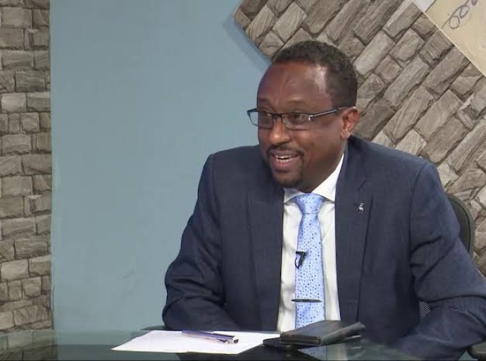 الحكومة تتهم تشاد والإمارات برعاية الدعم السريع